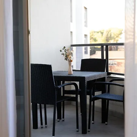 Guillman アパートホテル アリカンテ