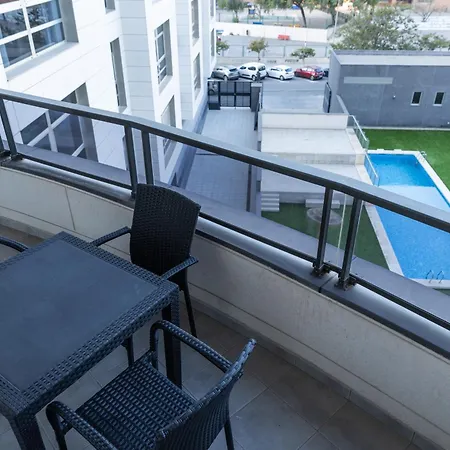 Guillman Apartahotel